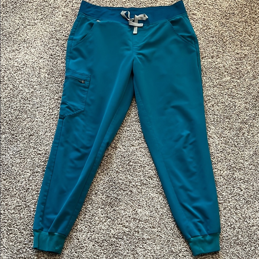 FIGS Zamora jogger scrub pants